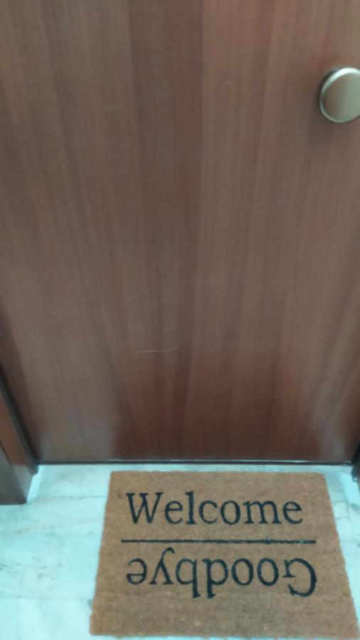 Με Θεα Το Λιμανι Apartment Piraeus Luaran gambar