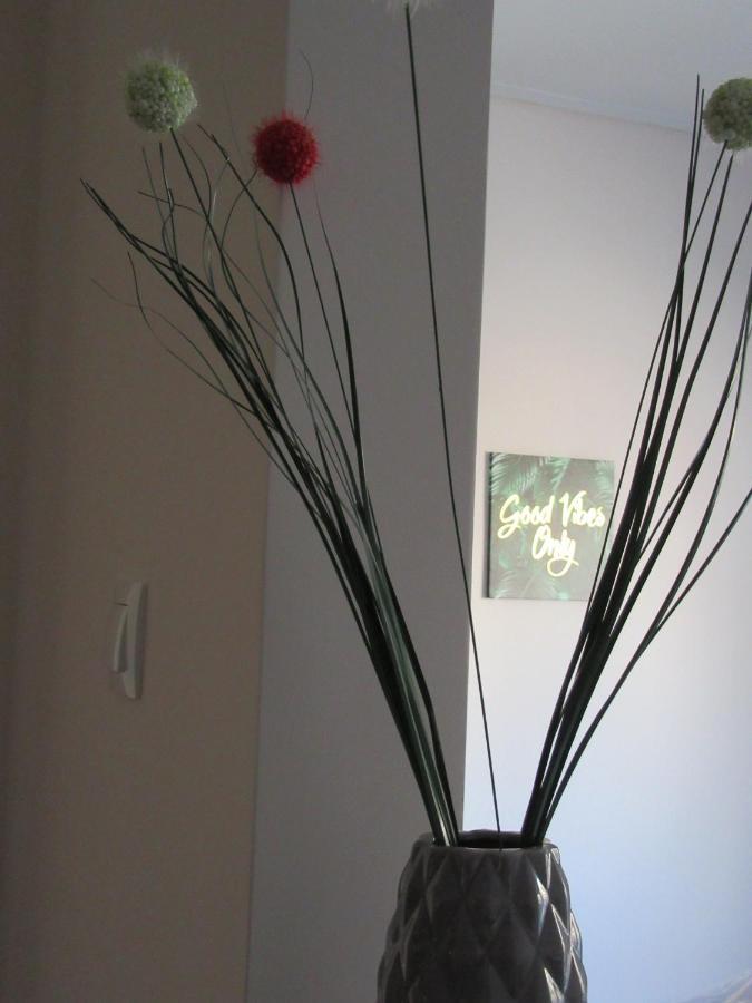 Με Θεα Το Λιμανι Apartment Piraeus Luaran gambar