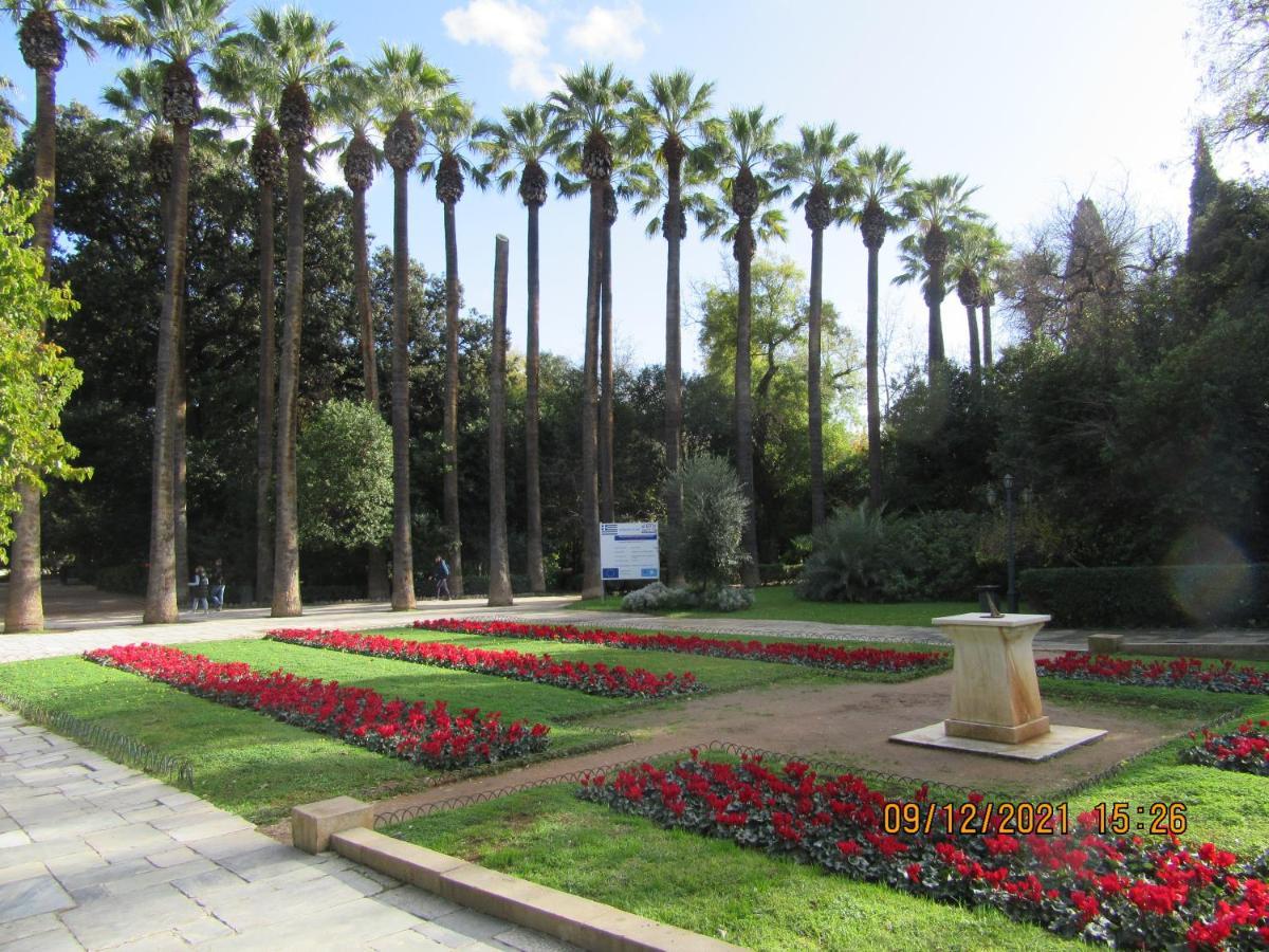 Με Θεα Το Λιμανι Apartment Piraeus Luaran gambar